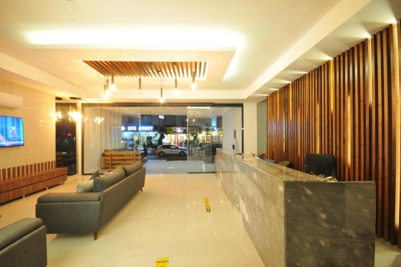 小岛公寓式酒店 马尔马里斯 外观 照片